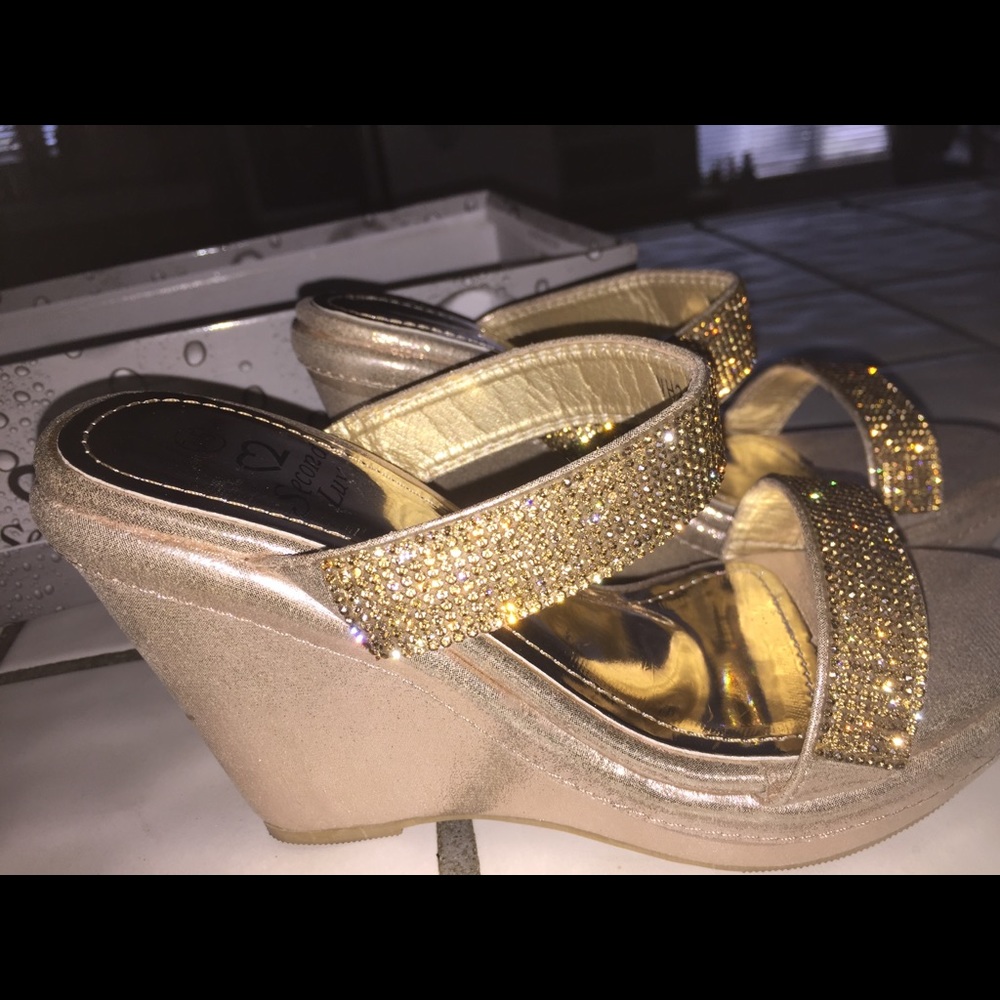 Champagne colored shoes! New! Final Price‼️ - Picture 3 of 8